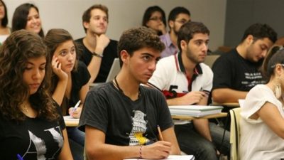 الطلاب اللبنانيون في الخارج ضحايا… فمَن يُنقذهم؟