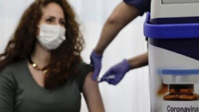 فرنسا توصي بتطعيم المتعافين من كورونا بجرعة واحدة فقط