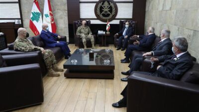 بالصّور: استقبالات قائد الجيش في اليرزة
