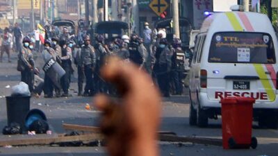 في ميانمار… مقتل أكثر من 300 متظاهر منذ الانقلاب