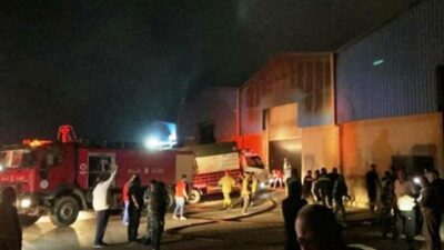 حريق في مستودع للأعلاف في الغازية