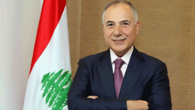 دبوسي هنأ العمال بعيدهم