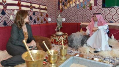 السفيرة الاميركية في ضيافة السفير السعودي
