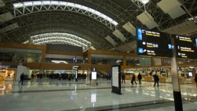 واعد امرأتين معاً… فانتقمتا منه بهذه الطريقة