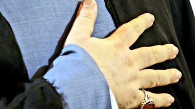 تساؤلات بعد مرض نصرالله: من يخلفه بعد موته؟