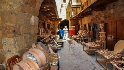 إجبار المحال في صيدا على الإقفال… وسقوط جرحى!