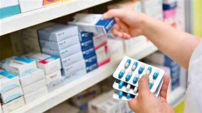 الصيدليات إلى الإضراب المفتوح دُرّ… الدواء للأثرياء والموت للفقراء!