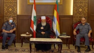 شيخ العقل التقى وفداً أمنيًّا ودعا للالتفاف حول الجيش
