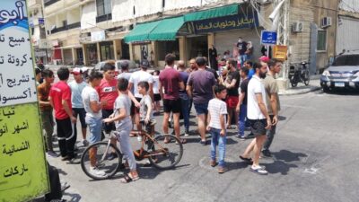 مراسل “الجديد”: قطع طريق حي الست نفسية في صيدا احتجاجاً على انقطاع الكهرباء والمولدات على مدى 3 أيام متواصلة