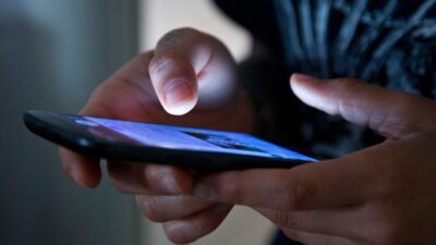 لا زيادة في أسعار البطاقات الخلوية