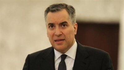 أديب: الكلام المنسوب إليّ لا يمت للحقيقة بصلة
