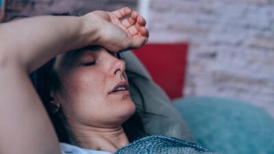 رغم التعافي.. هذه أعراض كورونا طويلة الأمد