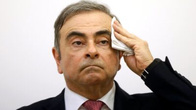 “الهروب الكبير”… كارلوس غصن يكشف عن أسرار جديدة