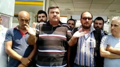 سائقو الباصات ينفذون اعتصامًا في طرابلس