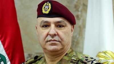 قائد الجيش: لا نأبه بالأصوات الشاذة التي تحاول حرف الجيش عن مساره