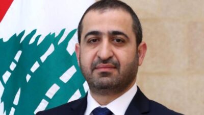 ‏غسان عطالله للـmtv: الحملة على البطريرك الراعي خطأ كبير ويزيد التشنج وهو حر بقول ما يراه مناسبا وهو لا يقول ما هو خارج عن المألوف ويعرف ان يضع النقاط على الحروف و”ممنوع حدا يهاجمو”