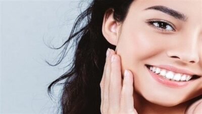 اليوغا تُساعد في تحسين صحّة بشرتك