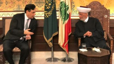 دريان تقبل التعازي بالمفتي الميس في دار الفتوى