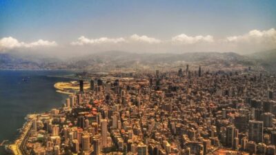 الانهيار ينهش لبنان.. 120 ألف عامل مهاجر بحاجة للمساعدة!