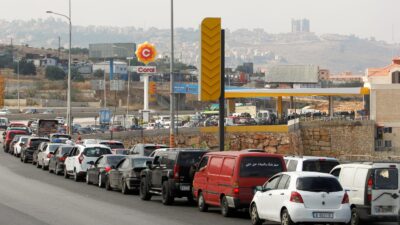 أزمة الطوابير أمام المحطات إلى حلحلة؟