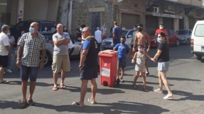 اعتصام لأهالي شكا احتجاجاً على انقطاع اشتراك مولدات الكهرباء