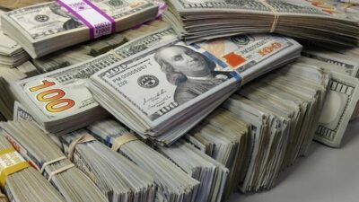 كيف أقفل سعر صرف الدولار في السوق السوداء؟