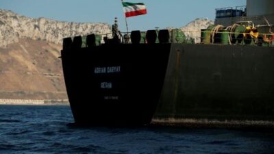نصرالله يعلن عن باخرة مازوت ايرانية توجهت الى لبنان منذ ساعات ويهدد: لا يخطئ احد ويتحدانا!