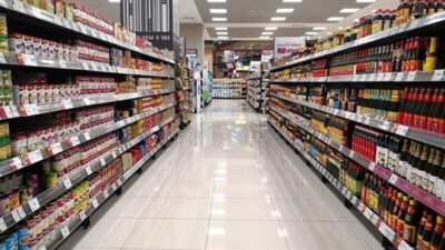 الأسعار تنخفض “بخجل”… فماذا عن تأثير ارتفاع المحروقات؟