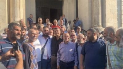 اعتصام لعمال بلدية طرابلس ومطالبة برفع بدل النقل الى 24 الف ليرة
