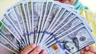 بحث جدي بسقف لتداول سعر صرف الدولار