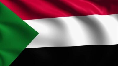 انتشار أمني في الخرطوم مع إغلاق معتصمي القصر الرئاسي شوارع وجسور وسط العاصمة