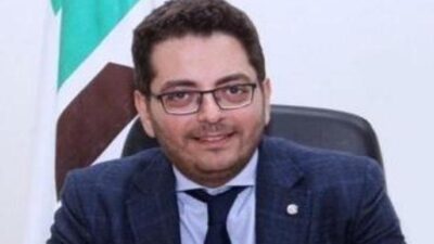 ‏مسؤول الإعلام في حزب الكتائب ‎#باتريك_ريشا للـmtv: قمنا بجولة بالأمس اطلعنا فيها على تطوّر الأحداث الميدانيّة واليوم ليس وقت المزايدة والحديث بالانتخابات فالوضع خطر والأكيد أنّ المسيرة لم تكن بالمسار المقرّر لها وقد حصل عرض مسلّح ولنا عتب على الجيش “على قد المحبة”