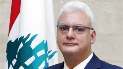 توضيح من وزير الإتصالات بشأن بيع بيانات للوزارة