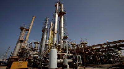 البنك الدولي: الأسعار العالمية للنفط لن تتراجع قبل ال 2023
