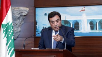 قرداحي بحث مع وفد نقابة مخرجي الصحافة ومصممي الغرافيك في شؤون المهنة