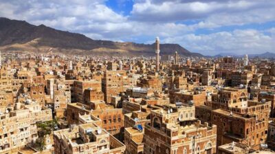 اليمن تسحب سفيرها من لبنان: نواجه المشروع الإيراني