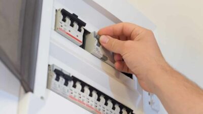 وزارة الطاقة تصدر تسعيرة المولدات الخاصة عن شهر تشرين الأول