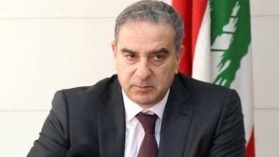 فرعون: قوة واحدة تمارس الترغيب والترهيب بعيدا عن التسويات السلمية