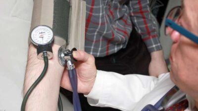 التبول الليلي المتكرر”.. علامة على مرض خطير