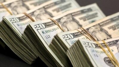 الدولار يتخطى الـ21 ألفاً!