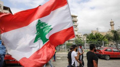 الشباب العاطل عن العمل يحلم “بالهجرة” ومن يتحضر للانتخابات يحلم “بصوته”