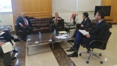 وزير الأشغال عرض مع كومار جاه لمشاريع للنقل العام