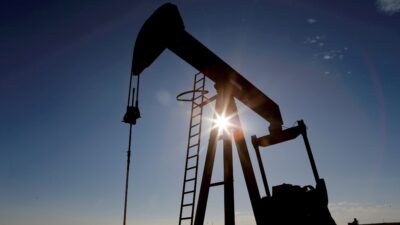 الطلب على الوقود يقفز في الولايات المتحدة… والنفط يرتفع