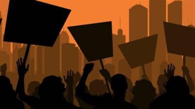 اعتصام لموظفي “تاتش” و”ألفا” احتجاجاً على تصريحات وزير الاتصالات