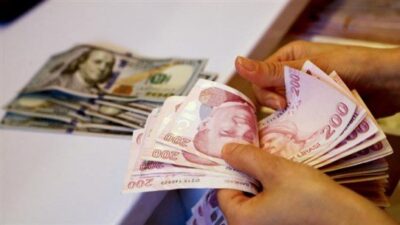 انخفاض قياسي جديد لليرة التركية