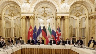 مفاوضو الاتفاق حول النووي الإيراني يعودون إلى فيينا في “مهمة صعبة”