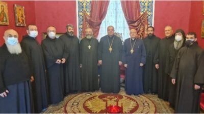 الرئيس العام للرهبانية اللبنانية المارونية زار المطران ابراهيم مهنئا
