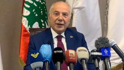 دبوسي في مؤتمره الصحافي السنوي: سباق بين الدمار والإعمار