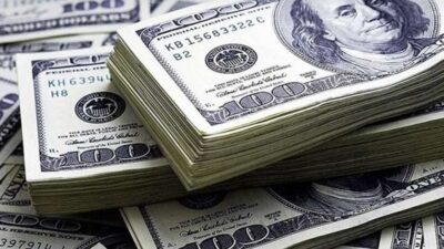 انخفاض كبير في سعر صرف دولار السوق السوداء…هذا ما سجله صباح اليوم