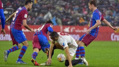 برشلونة يرسل هدية لريال مدريد